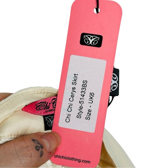 Modcloth Chi Chi London Cerys Rainbow Floral Embroidered Tulle Circle Skirt 2 - Picture 10 of 14